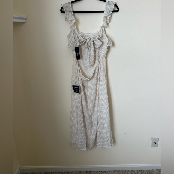 Lulu’s Sunkissed Style White & Beige Gingham Midi Dress - Picture 5 of 8